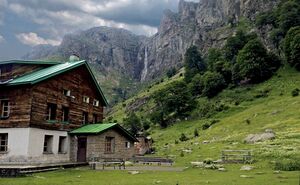 Притулок Рай.jpg