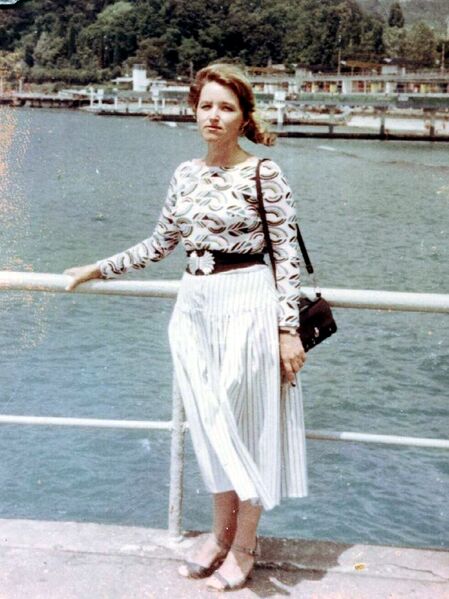 Файл:Ходирєва — Хоста.jpg