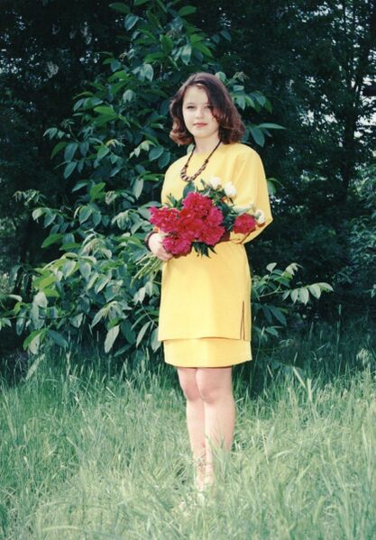 Файл:Ходырева Женя выпускной.jpg