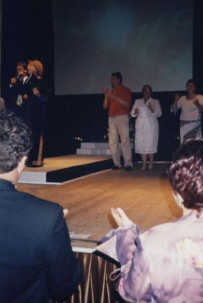 Файл:Червоно-біла вечірка (3).jpg